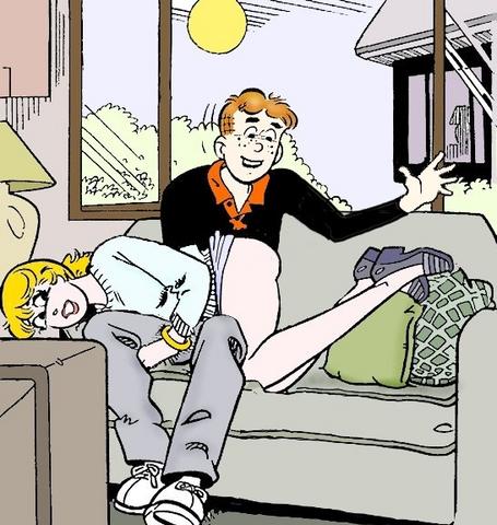 Archie spanks Betty