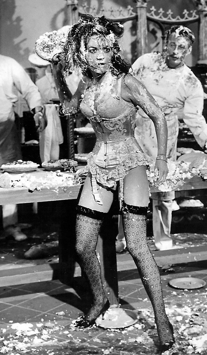 natalie wood piefight.jpg