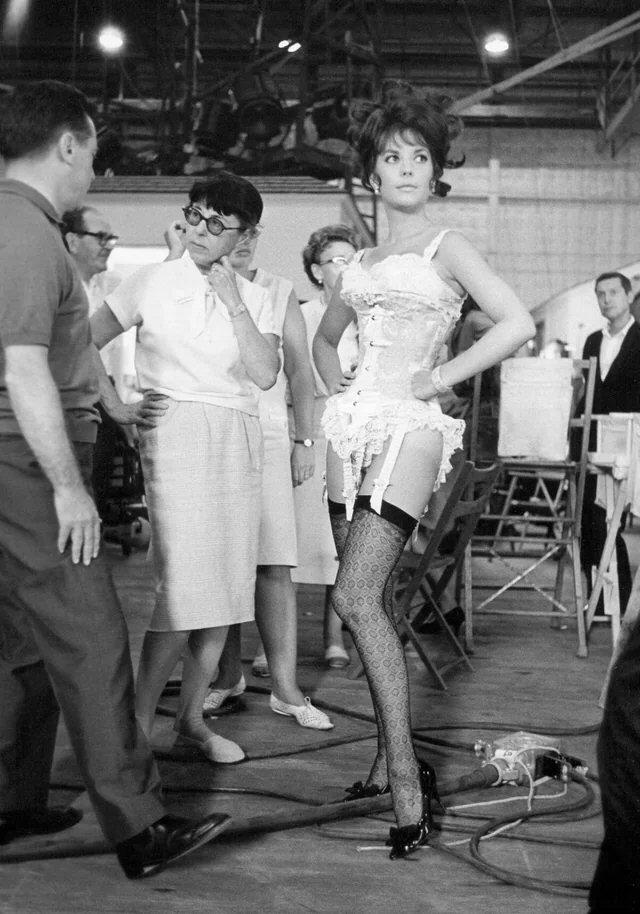 Natalie Wood in a corset.jpg